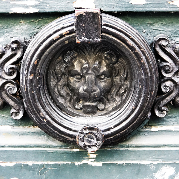 56-Paris-Real-Estate